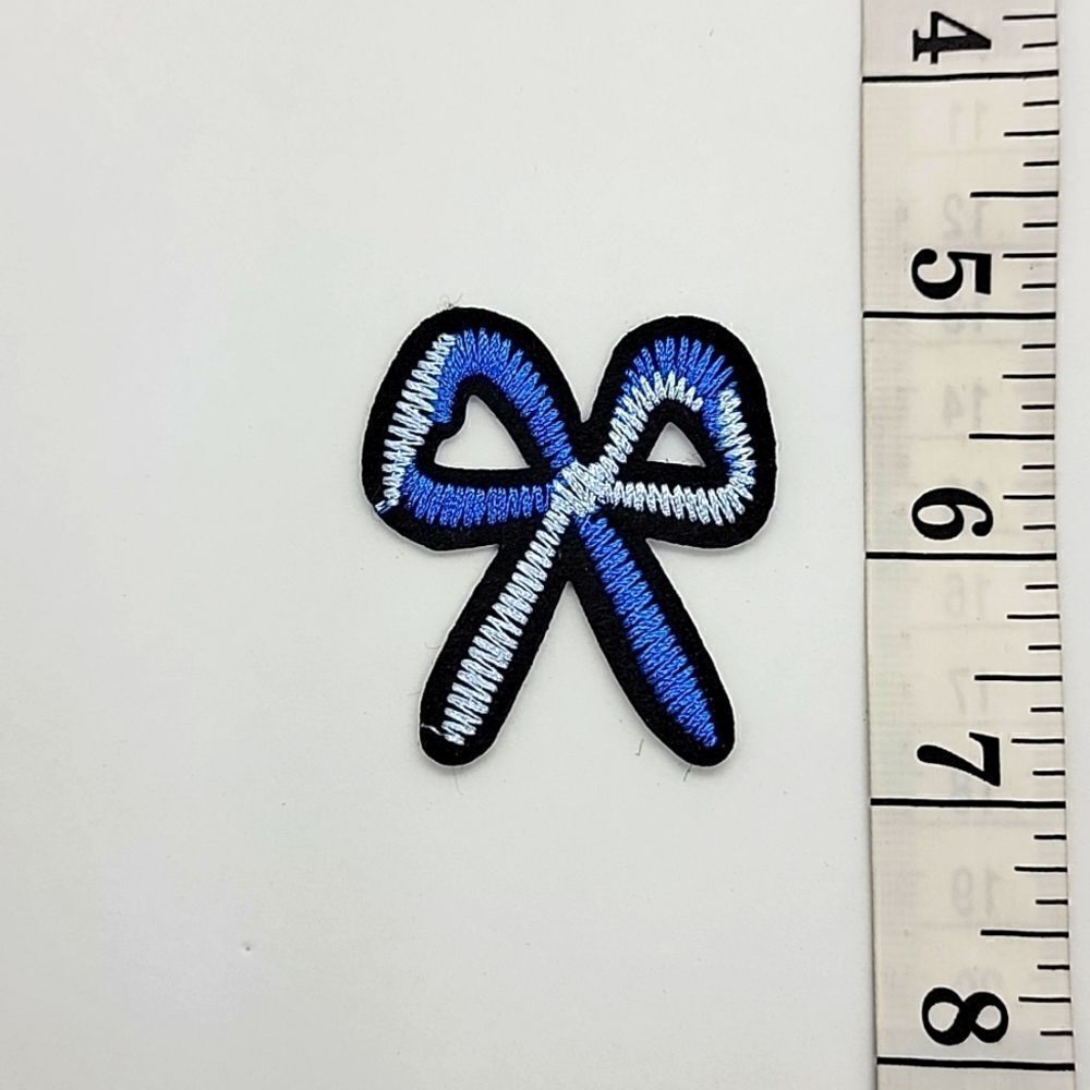 🎈5/$10🎈 PATCHES..CROC CHARMS.. bow..